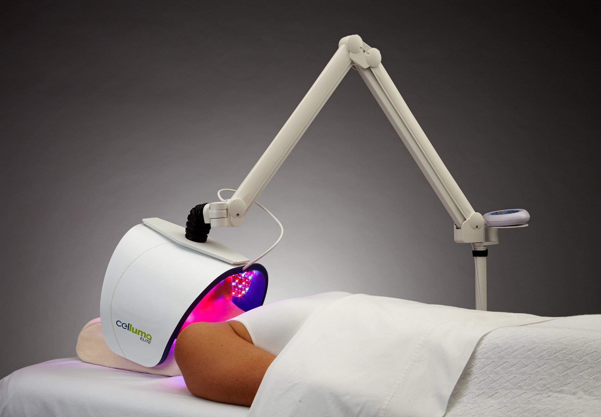 Red Light Therapy for dry eye treatment at Carousel Eyecare